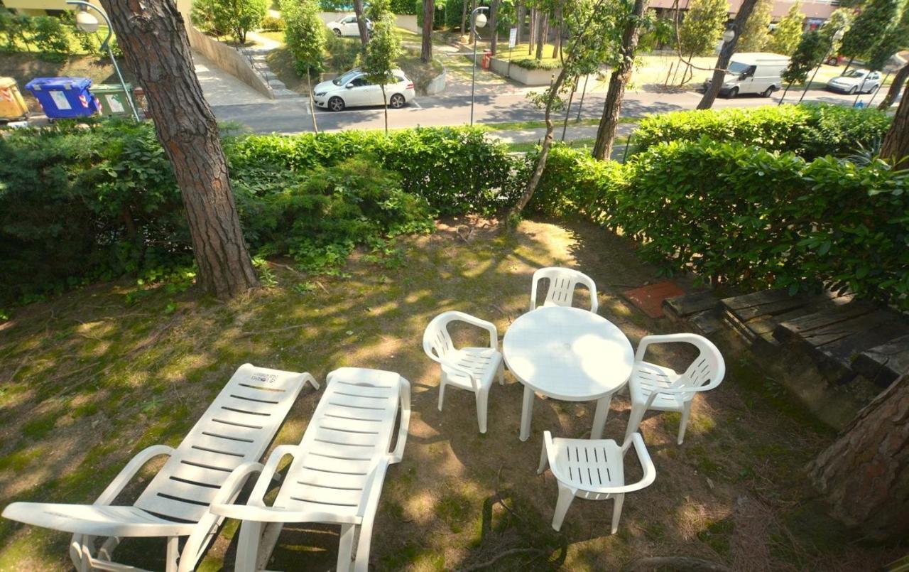 Ferienwohnung Flat in Lignano Pineta Lignano Sabbiadoro Exterior foto